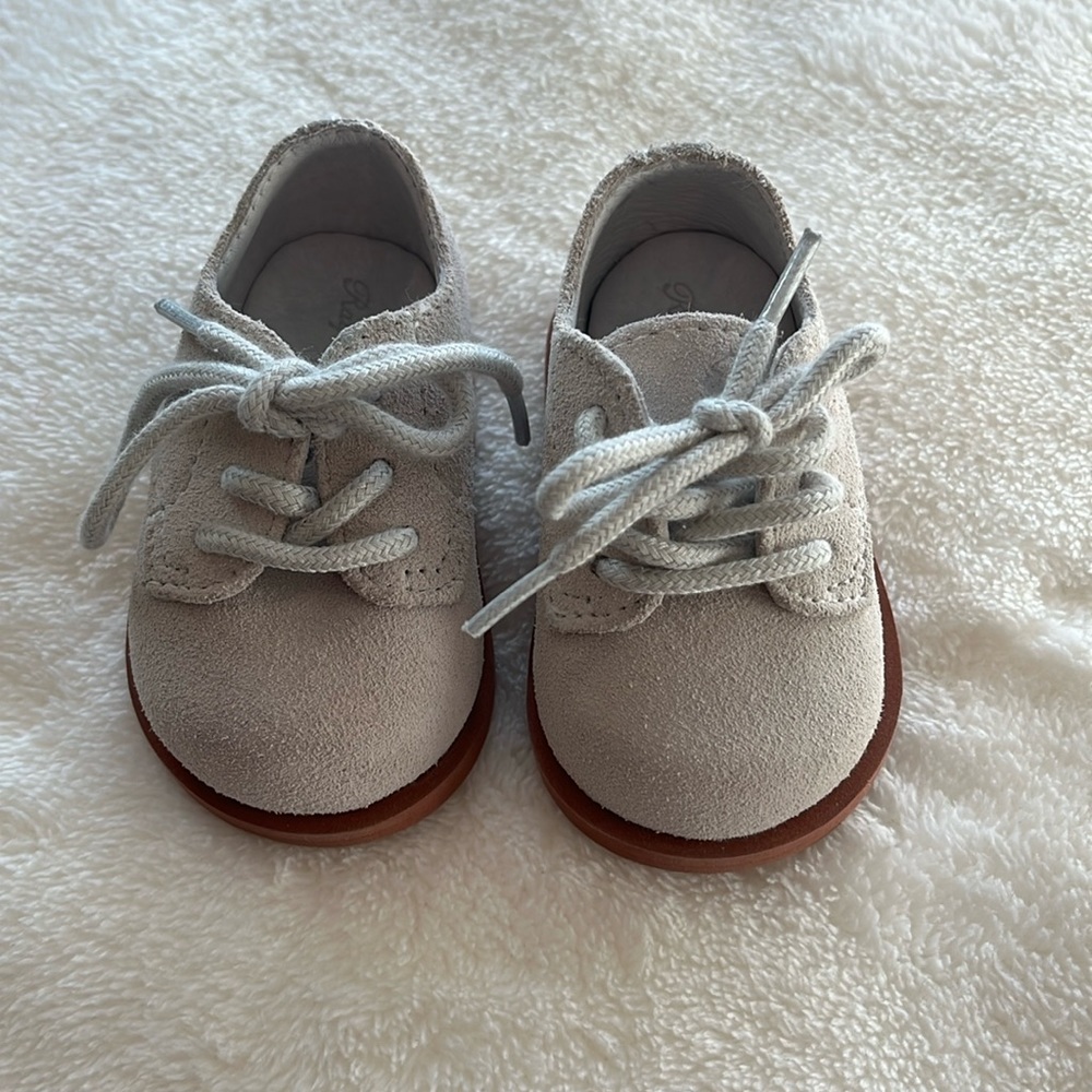 Ralph Lauren white suede baby shoes size 3